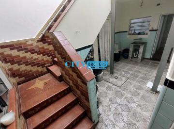 Casa · 210m² · 4 Quartos · 3 Vagas · Casa Em Vila Liviero, São Paulo/sp de 210 m² 4 Quartos À Venda por R$890.000