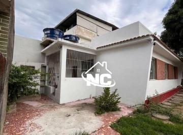 1df19bc7bb193e9587d1409555fcc1b6.jpg · Casa Com 3 Quartos À Venda, 390 m² - Neves