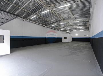 Comercial · 250m² · 4 Vagas · Galpão Para Locação Otal de 250 m² No Centro de Mogi Das Cruzes