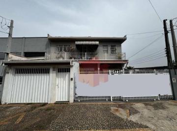 a852866c2bac7ee45a4a0025b44cbdf0.jpg · Casa Com 3 Dormitórios À Venda, 227 m² por R$800.000 - Santa Cruz - Americana/sp