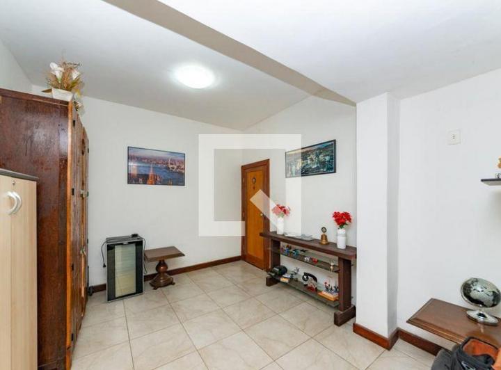 Casa À Venda - Coração Eucarístico, 8 Quartos, 401 m² - Belo Horizonte