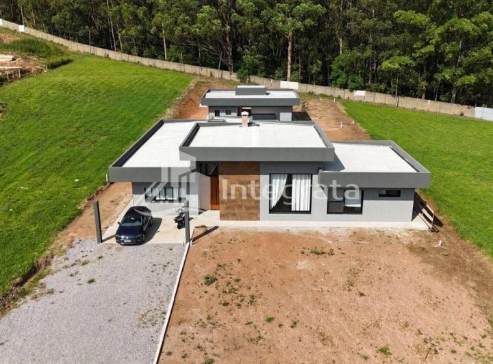 Casa Com 4 Quartos À Venda, Vila Brasil de Nossa Senhora Aparecida - Poços de Caldas
