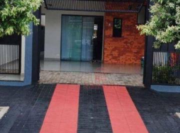Casa · 226m² · 3 Quartos · 3 Vagas · Sobrado Com 3 Dormitórios Sendo 1 Suíte Com 226 m² - Jardim Alvorada - Maringá/pr