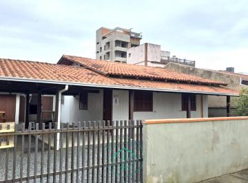Foto 01 · Casa 4 Dormitórios - Itacolomi - Balneário Piçarras