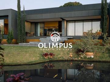 Casa · 1100m² · 6 Quartos · 7 Vagas · Chácara Morada Das Oliveiras - Uma Obra Prima Arquitetônica Na Cidade de Uberlândia.