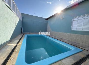 Casa · 220m² · 3 Quartos · 8 Vagas · Casa Residencial Com 3 Quartos Sendo 1 Suíte Disponível Para Locação E Venda No Bairro Santa Mônica