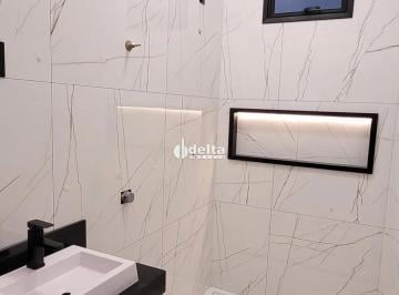 Casa · 360m² · 3 Quartos · 3 Vagas · Casa Residencial 3 Quartos Sendo 1 Suíte Master Disponível Para Locação No Bairro Jardim Brasília Em