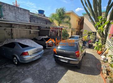 Casa · 250m² · 5 Quartos · 6 Vagas · Sobrado Em Jardim Adriana, Guarulhos/sp de 250 m² 5 Quartos À Venda por R$600.000