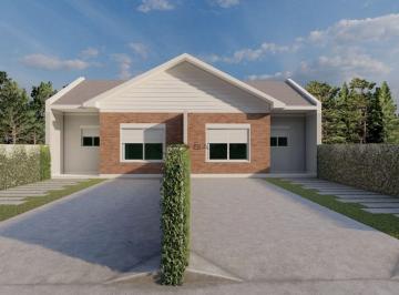 Casa · 65m² · 2 Quartos · 1 Vaga · Lindo Geminado À Venda Na João Alves - Santa Cruz Do Sul