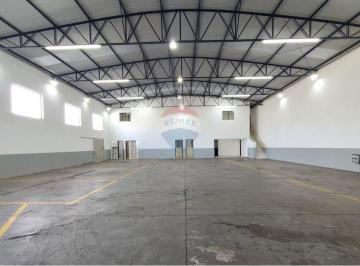 Comercial · 440m² · 4 Vagas · Galpão Comercial Para Locação Em Paulinia S. P