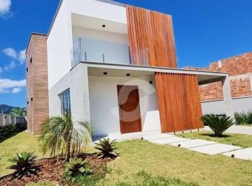 Casa · 229m² · 4 Quartos · 3 Vagas · Casa Em Itapeba, Maricá/rj de 229 m² 4 Quartos À Venda por R$1.250.000