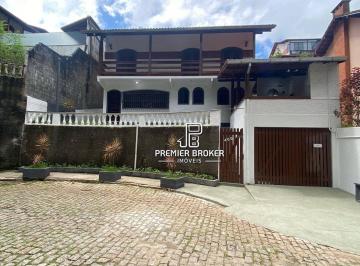 Casa · 148m² · 4 Quartos · 2 Vagas · Casa Em Alto, Teresópolis/rj de 148 m² 4 Quartos À Venda por R$935.000