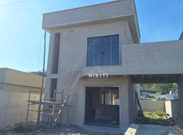 Casa · 110m² · 3 Quartos · 3 Vagas · Casa Em Itapeba, Maricá/rj de 110 m² 3 Quartos À Venda por R$495.000