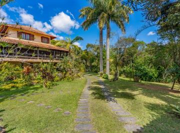 Casa · 498m² · 3 Quartos · 6 Vagas · Casa Com 4 Quartos Em Samambaia, Petrópolis
