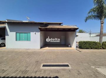 Casa · 96m² · 3 Quartos · 2 Vagas · Casa Com 3 Quartos Sendo 1 Suíte Disponível Para Venda No Bairro Alto Umuarama Em Uberlândia - Mg