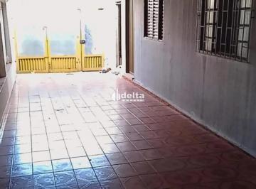 Casa · 360m² · 2 Quartos · 2 Vagas · Casa Disponível Para Venda No Bairro Jardim Brasília Em Uberlândia - Mg