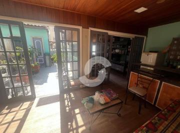 Casa · 257m² · 5 Quartos · 4 Vagas · Casa Em Icaraí, Niterói/rj de 257 m² 5 Quartos À Venda por R$2.700.000