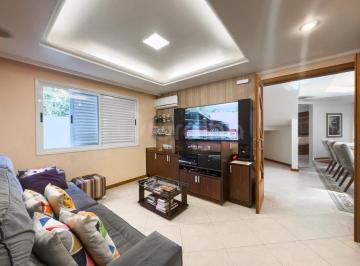 3 · Casa de 237 m² Com 3 Suítes No Bairro Canto Em Florianópolis