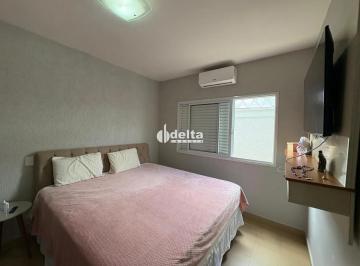 Casa · 151m² · 3 Quartos · 4 Vagas · Casa Em Condomínio Com 3 Quartos Disponível Para Venda No Bairro Jardim Inconfidência Em Uberlândia