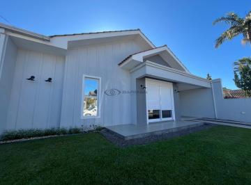 Casa · 224m² · 3 Quartos · 2 Vagas · Espetáculo de Casa Estilo Farm No Bairro Goiás - Imobiliária Santa Cruz Do Sul