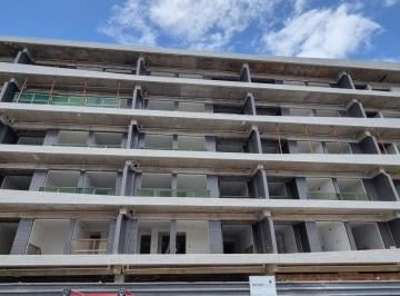 Apartamento · 243m² · 3 Quartos · 2 Vagas · Beach House Com 243 m² 3 Suítes, Alto Padrão a 40 m Do Mar Em Camboinha / Poço - Entrega Em 2026