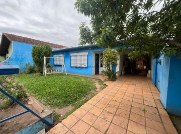 Casa · 200m² · 4 Quartos · 2 Vagas · Casa No Bairro Bomfim - Imobiliária Santa Cruz Do Sul