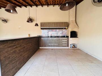 Casa · 352m² · 3 Quartos · 8 Vagas · Casa de 242 m² Com 03 Quartos Para Locação E Venda - Jardim Sumaré