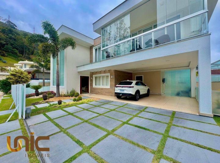 Casa Com 4 Dormitórios À Venda, 396 m² por R$2.100.000 - Panorama - Teresópolis/rj