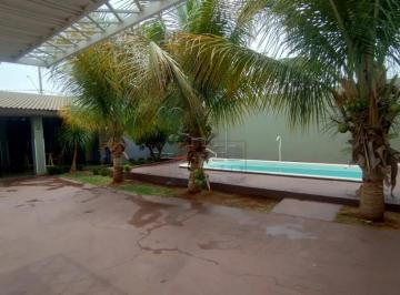 Casa · 242m² · 1 Quarto · 3 Vagas · Casa de 105 m² Com 01 Quarto E Piscina Á Venda - Jardim Cristo Redentor