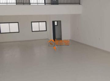 Comercial · 210m² · 1 Vaga · Salão Em Jardim Presidente Dutra, Guarulhos/sp de 210 m² Para Locação R$8.000,00/mes
