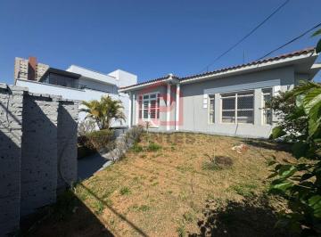 Casa · 308m² · 4 Quartos · 8 Vagas · Casa Padrão Em Botucatu