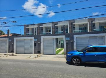 Casa · 88m² · 3 Quartos · 2 Vagas · Casa Solta, Nascente, 3/4, 2 Suítes, 1/4 Térreo, 2 Vagas, a 50 m Da Praia, No Bairro Ipitanga, Lauro