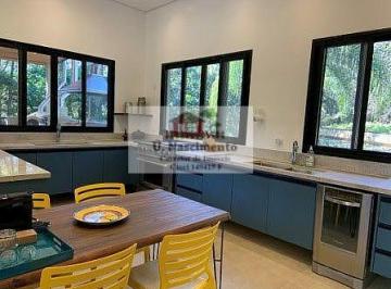 Cozinha · Casa de Condomínio Com 5 Quartos E 6 Banheiros, 405 m².