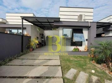 Casa · 180m² · 3 Quartos · 1 Vaga · Casa Geminada Com 3 Quartos À Venda, Vila Nova - Barra Velha