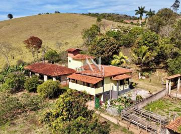 Rural · 7258m² · 4 Quartos · Chácara - Sismaria