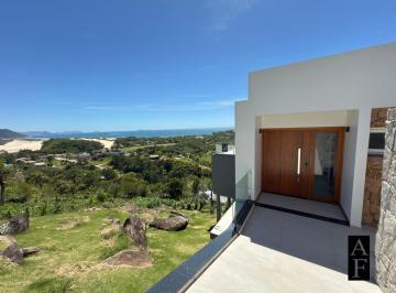 Casa · 208m² · 3 Quartos · 4 Vagas · Casa Alto Padrão Em Garopaba Nas Areias de Macacu