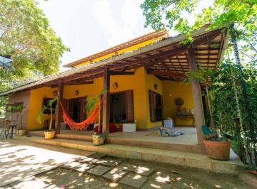 Casa · 260m² · 6 Quartos · Casa Imbassaí