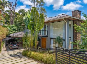 Casa · 398m² · 3 Quartos · 3 Vagas · Casa Com 3 Quartos No Mosela, Petrópolis.