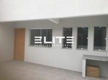 Casa · 67m² · 3 Quartos · 2 Vagas · Sobrado Com 03 Dormitórios, 02 Vagas de Garagem, Localização Privilegiada.