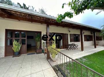 Casa · 190m² · 3 Quartos · Casa Ampla Com Suíte E Área de Festas No Loteamento Primavera - Blumenau.