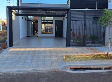 Casa · 3 Quartos · 2 Vagas · Casa Com Área Gourmet E Jacuzzi Aquecida