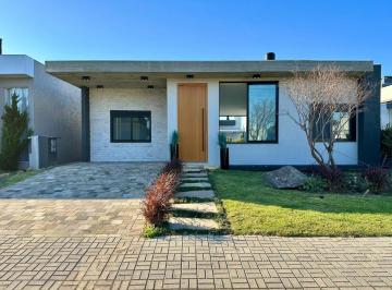88ce725d08f4e5bb56a1906408102f08.jpg · Imoveis - Na Zona Nova
