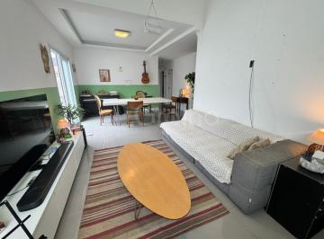 1 · Casa de 174 m² Com 3 Quartos Sendo 1 Suíte Na Santa Mônica