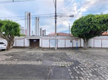 Casa · 241m² · 4 Quartos · Casa a Venda Com 4 Quartos No Mirante