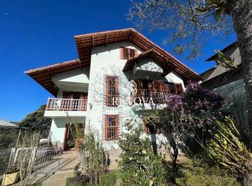 Casa · 345m² · 3 Quartos · Casa Em Golfe, Teresópolis/rj de 345 m² 3 Quartos À Venda por R$1.500.000