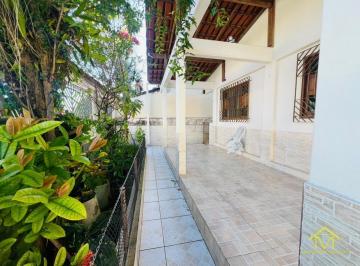 Casa · 380m² · 4 Quartos · 3 Vagas · Imoveis - Em Araçás