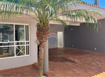 Casa · 160m² · 5 Quartos · 2 Vagas · Casa Em Colinas Do Paraíso, Botucatu/sp de 160 m² 5 Quartos Para Locação R$4.500,00/mes