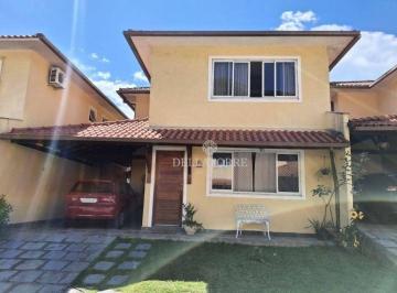 Casa · 221m² · 4 Quartos · 2 Vagas · Casa Em Araras, Teresópolis/rj de 221 m² 4 Quartos À Venda por R$890.000