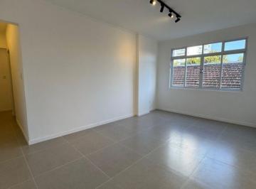 Apartamento · 85m² · 2 Quartos · 1 Vaga · Dois Dormitórios Com Dependência Todo Reformado Com Elevador