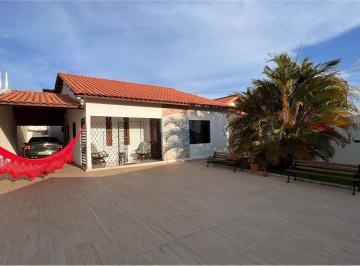 Casa · 162m² · 4 Quartos · 4 Vagas · Casa Com 3 Suítes À Venda No Catolé